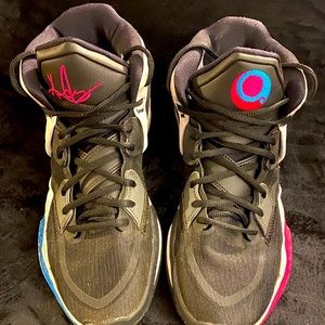 Nike Kyrie Infinity